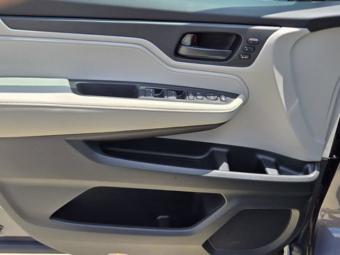 Certified 2026 Honda Odyssey EX-L image 34