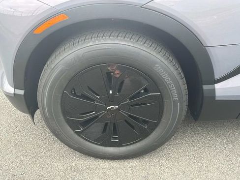 New 2025 Chevrolet Blazer EV LT image 11