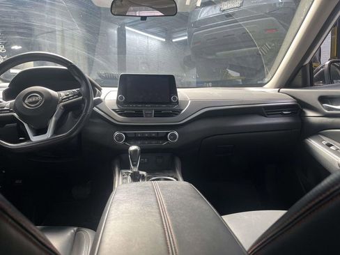 Certified 2024 Nissan Altima 2.5 SR image 14