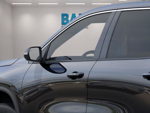 New 2026 Chevrolet Traverse LT w/ Driver Confidence Package image 30