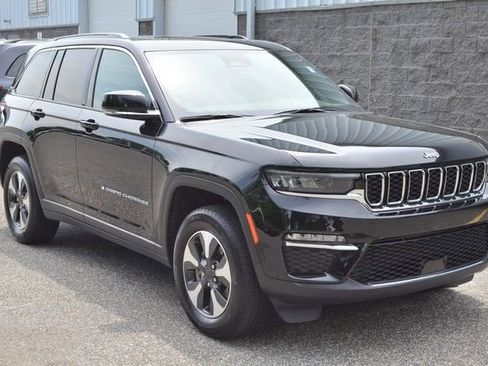 Used 2024 Jeep Grand Cherokee Limited 4xe AWD/4WD image 2