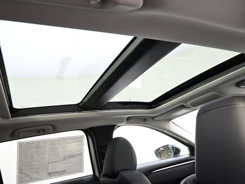 New 2026 MAZDA CX-50 AWD 2.5 S w/ Preferred Pkg image 17