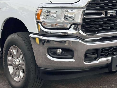 Used 2024 RAM 3500 Big Horn AWD/4WD image 5