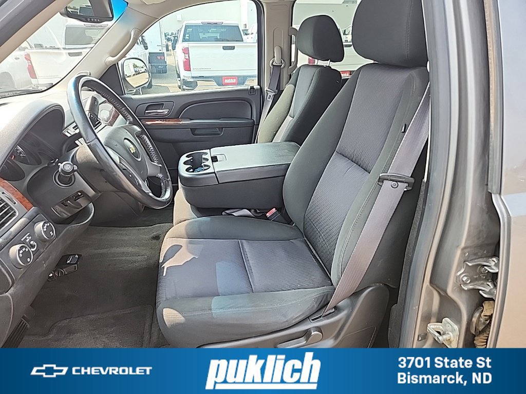 Used 2012 Chevrolet Suburban LS w/ Convenience Package 1 AWD/4WD image 26