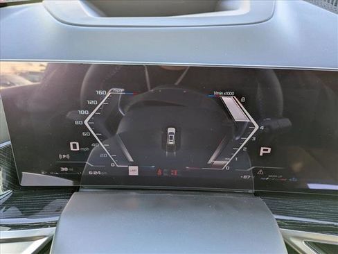 New 2026 BMW X7 M60i image 11