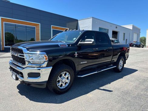 Certified 2022 RAM 3500 Tradesman AWD/4WD image 5