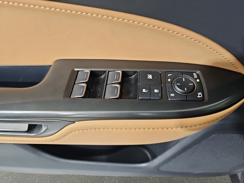 Used 2024 Lexus NX 450h+ AWD w/ Vision Package image 27