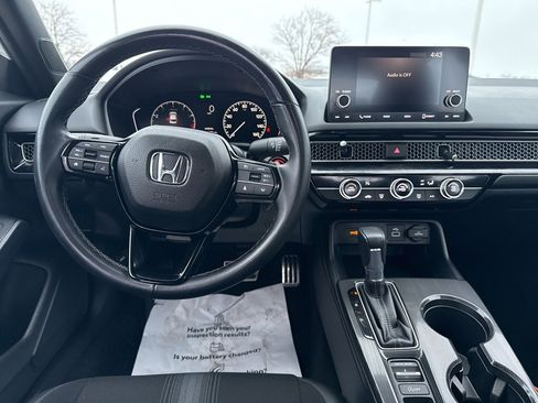 Used 2024 Honda Civic Sport image 11