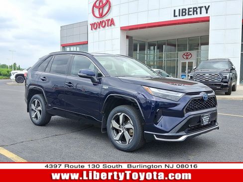 Used 2024 Toyota RAV4 SE w/ Weather & Moonroof Package AWD/4WD image 1