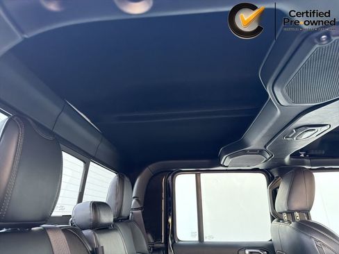 Certified 2022 Jeep Gladiator Overland AWD/4WD image 30