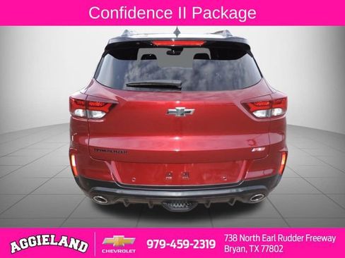 Used 2023 Chevrolet TrailBlazer RS w/ Sun and Liftgate Package image 5
