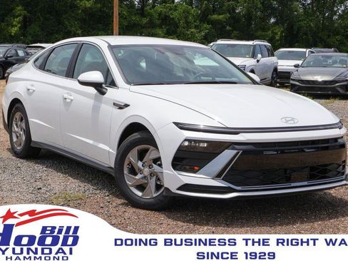 New 2026 Hyundai Sonata SE FWD image 1