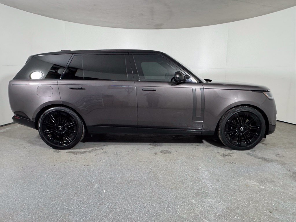 Used 2023 Land Rover Range Rover Long Wheelbase First Edition AWD/4WD image 5