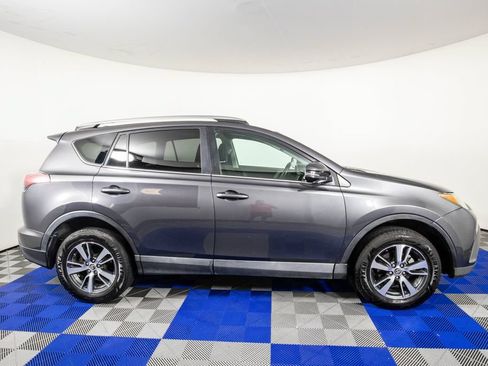Used 2016 Toyota RAV4 XLE FWD image 4