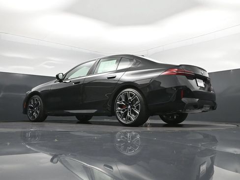 New 2027 BMW 530i w/ M Sport Package RWD image 40