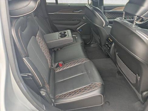 Used 2022 Jeep Grand Cherokee Summit w/ Advanced Protech Group IV AWD/4WD image 20