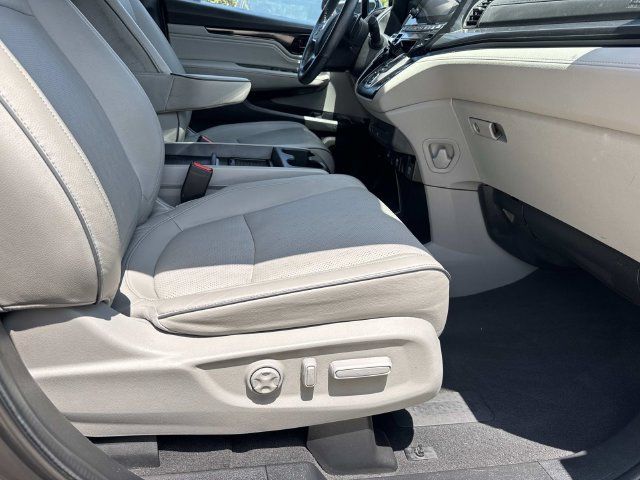 Certified 2024 Honda Odyssey Elite image 12