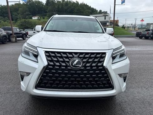 Used 2022 Lexus GX 460 Premium AWD/4WD image 2