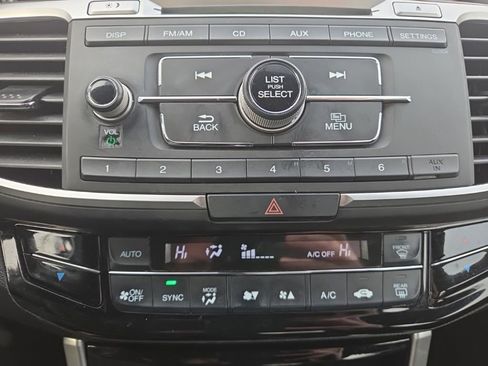 Used 2016 Honda Accord LX image 15