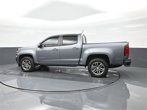 Used 2022 Chevrolet Colorado LT w/ LT Convenience Package image 5