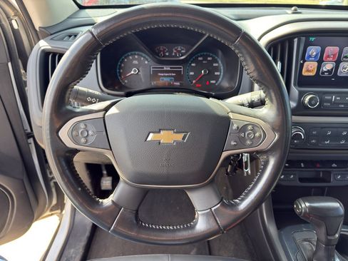 Used 2017 Chevrolet Colorado Z71 image 11