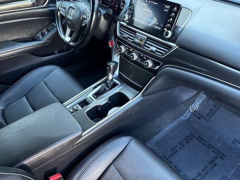 Used 2020 Honda Accord Sport image 13