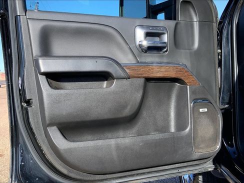 Used 2018 GMC Sierra 2500 Denali w/ Duramax Plus Package image 21