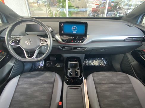 Certified 2022 Volkswagen ID.4 Pro RWD image 26