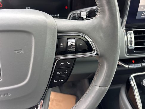 Certified 2019 Lincoln Navigator Select w/ Technology Package image 18