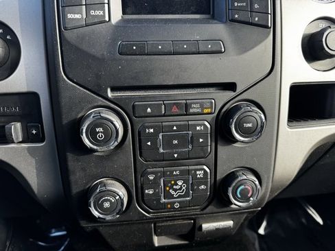 Used 2013 Ford F150 XLT w/ Luxury Equipment Group image 13