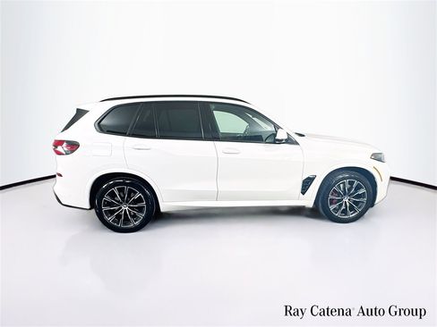 Certified 2024 BMW X5 xDrive40i w/ M Sport Package image 8