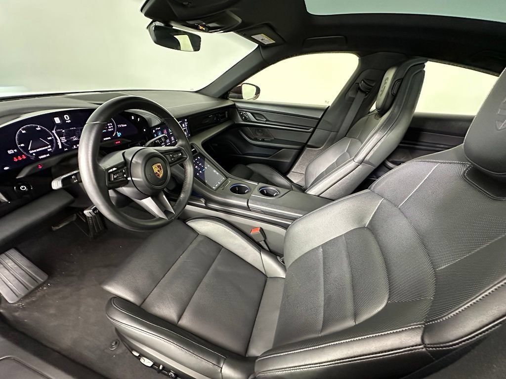 Certified 2021 Porsche Taycan RWD image 4