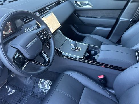 Used 2026 Land Rover Range Rover Velar Dynamic SE image 9