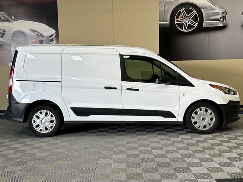 Used 2021 Ford Transit Connect XL FWD image 3