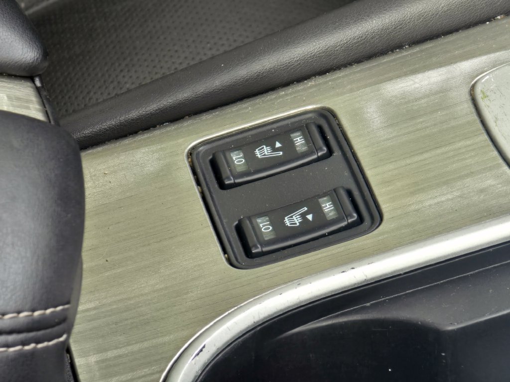 Used 2018 Nissan Murano SL w/ Moonroof Package AWD/4WD image 14
