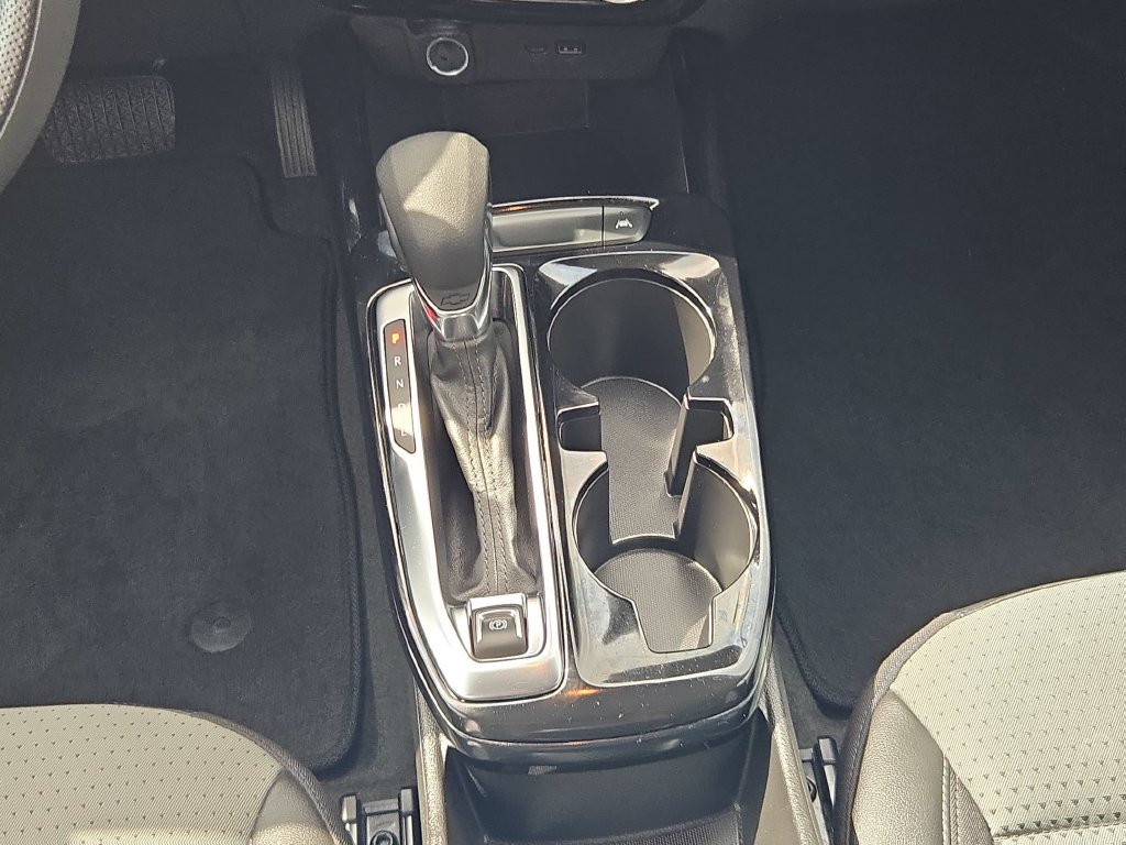 Used 2026 Chevrolet Trax LT FWD image 18