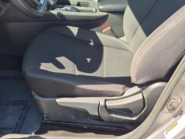 Used 2024 Nissan Sentra S FWD image 14