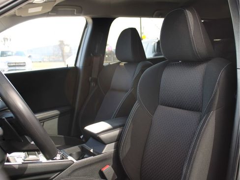 Used 2022 Mitsubishi Outlander ES AWD/4WD image 7