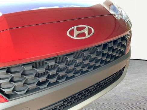 Used 2023 Hyundai Kona SE AWD/4WD image 30
