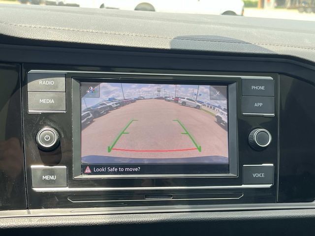 Used 2024 Volkswagen Jetta SE FWD image 28