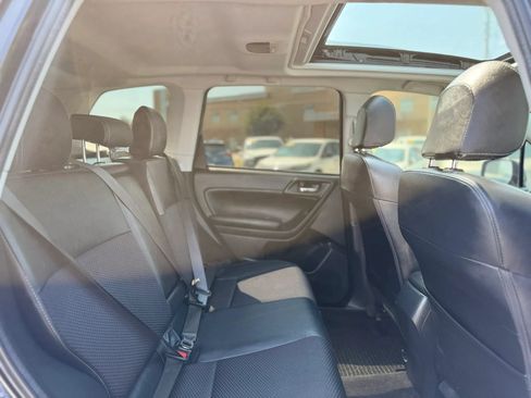 Used 2018 Subaru Forester 2.5i Premium AWD/4WD image 21