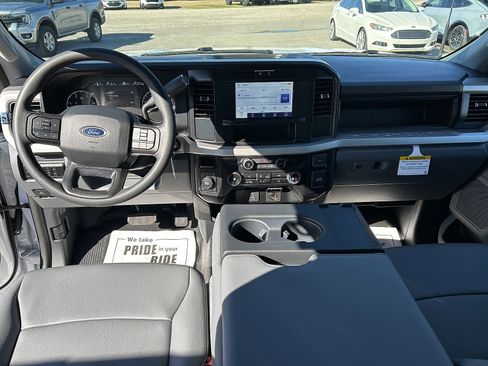 New 2026 Ford F250 XL w/ XL Off-Road Package image 14