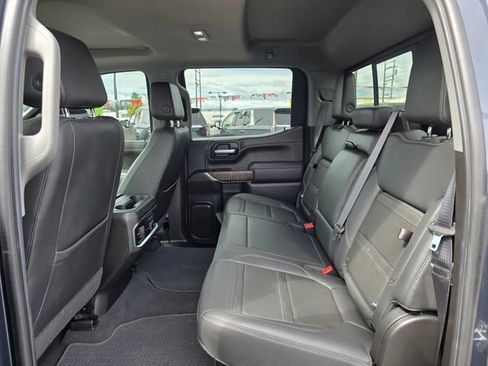 Used 2021 GMC Sierra 1500 Denali w/ Denali Ultimate Package AWD/4WD image 16