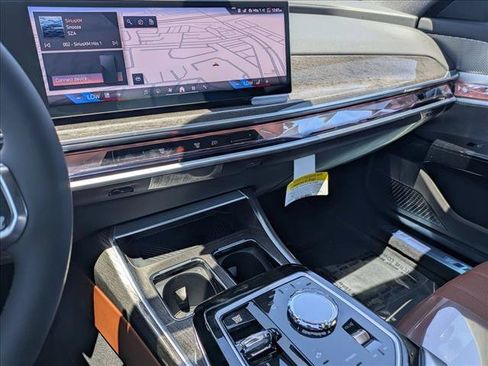 New 2026 BMW 740i RWD image 11