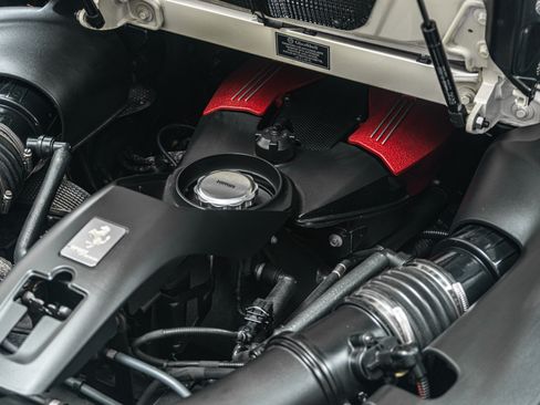 Used 2018 Ferrari 488 Spider RWD image 45