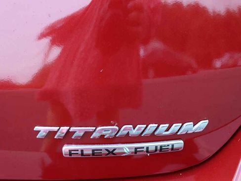 Used 2015 Ford Focus Titanium FWD image 7