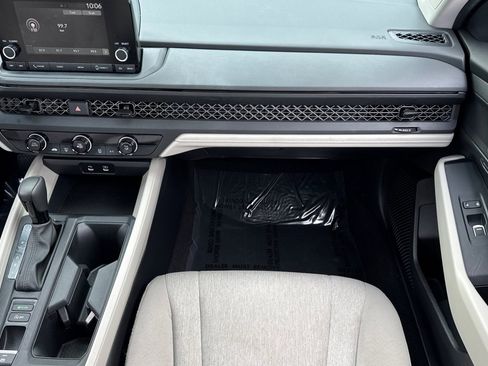 Certified 2024 Honda Accord LX image 29