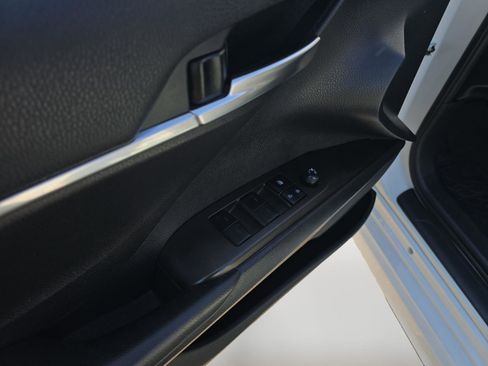 Used 2022 Toyota Camry SE w/ Audio Upgrade Package FWD image 22
