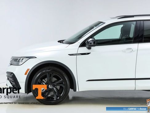 Used 2024 Volkswagen Tiguan SE R-Line FWD image 3