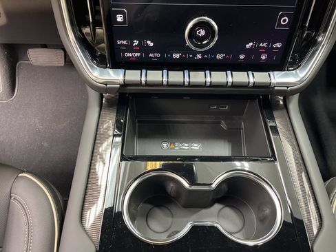 New 2026 GMC Yukon XL Elevation RWD image 18